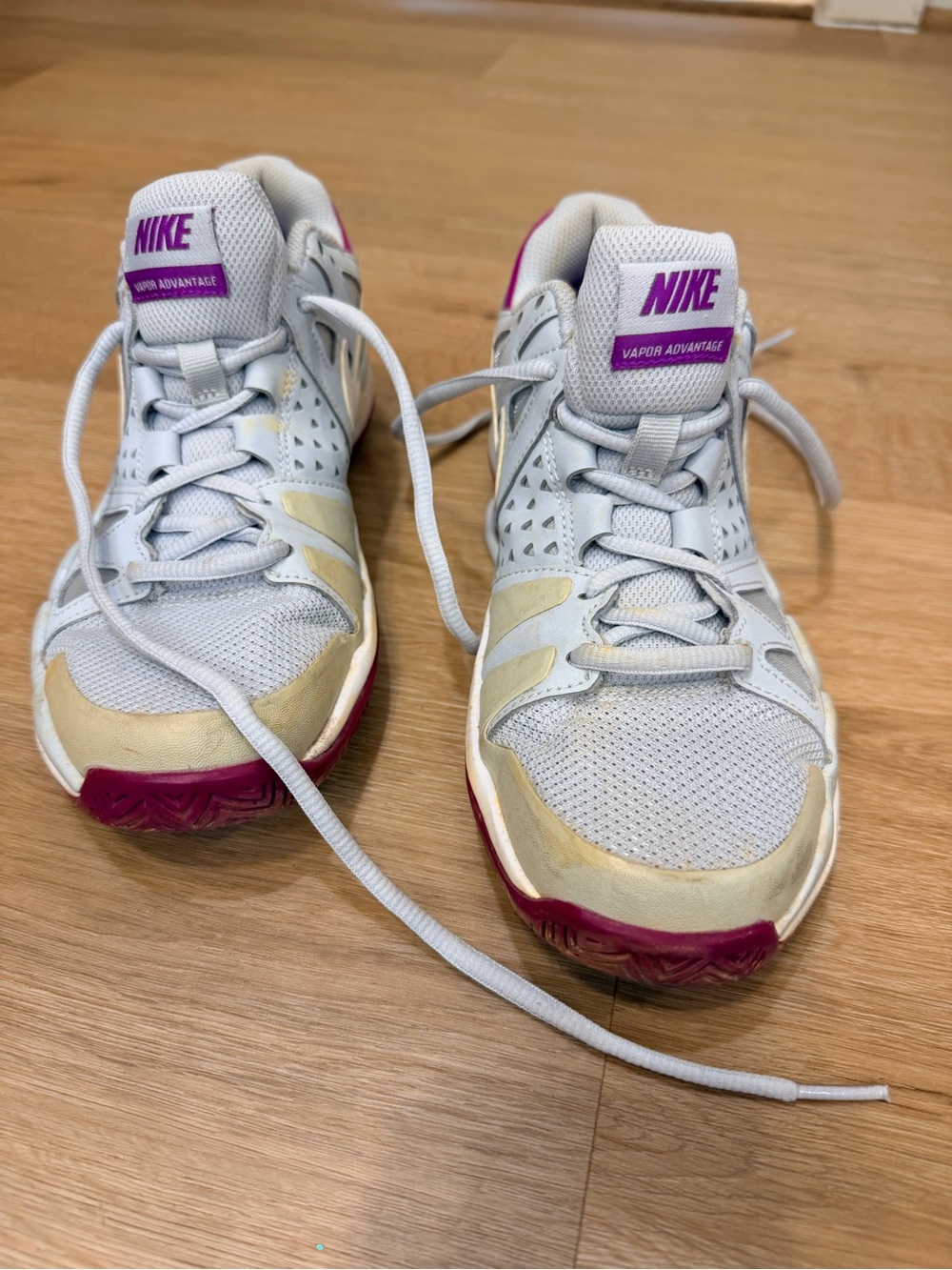 Nike Women’s Vapor Advantage Athletic Shoes - Gray with Pink TENNIS PICKLE BALL